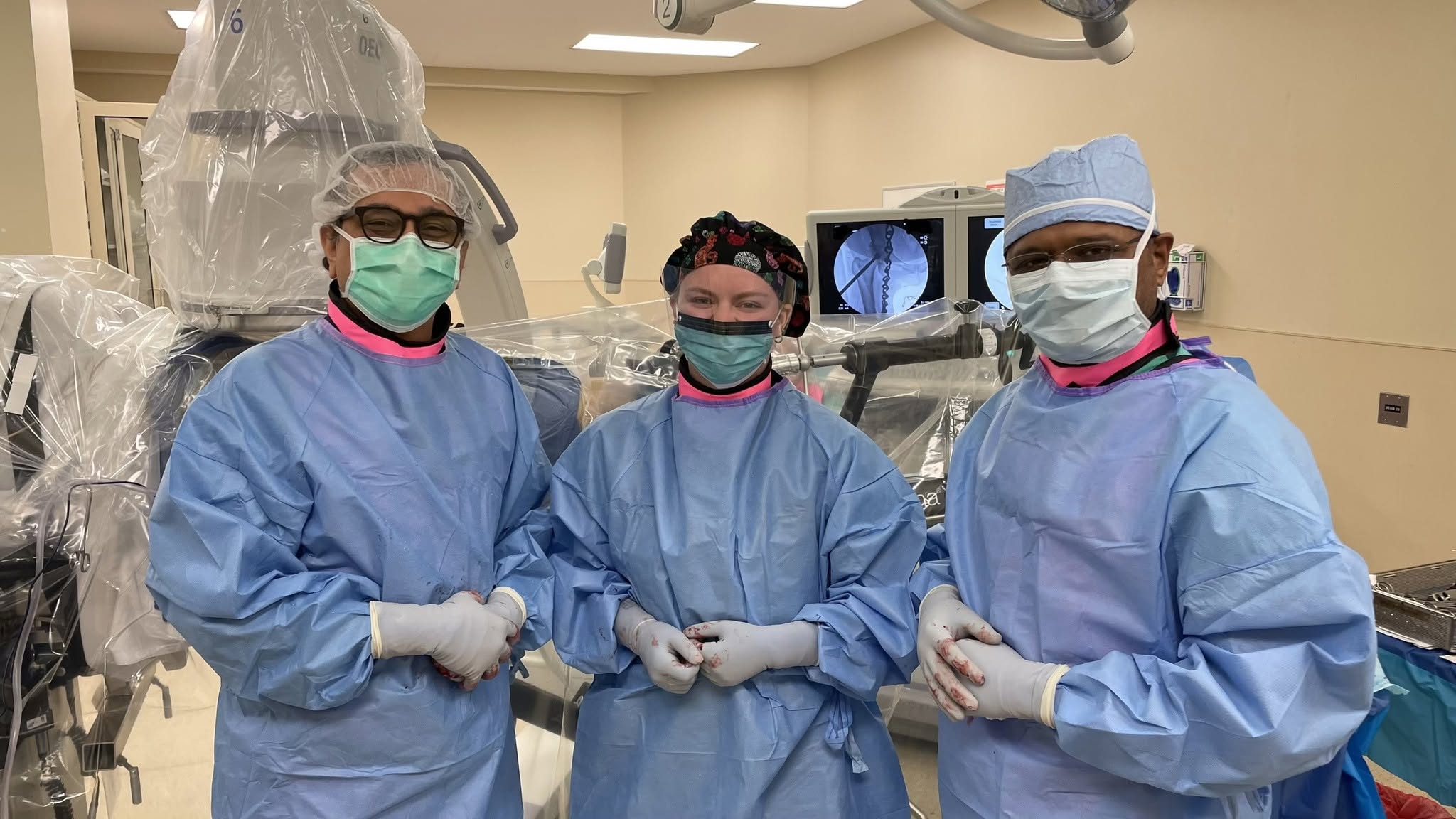 Tri-State Orthopaedics surgical team after a successful procedure